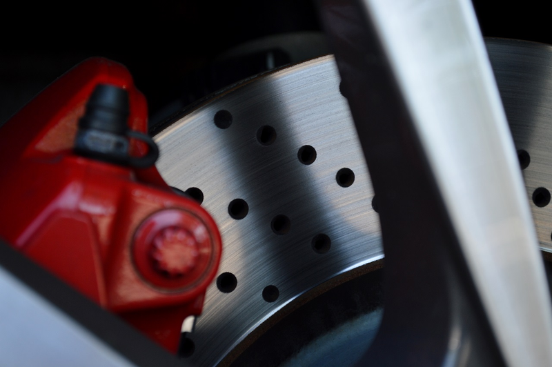 Illustration for article titled The Coolest Details of the 2014 Porsche Cayman S